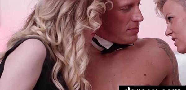  Pretty Little Playthings 26